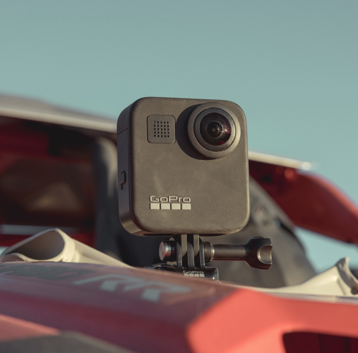 Сделайте время работы вашей камеры вдвое дольше с фирменным аккумулятором GoPro! 